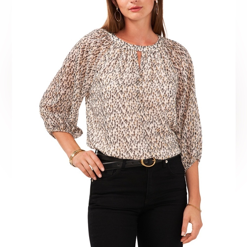 NWOT Vince Camuto Foil Print Woven Keyhole Round Neck 3/4 Peasant Sleeve Blouse